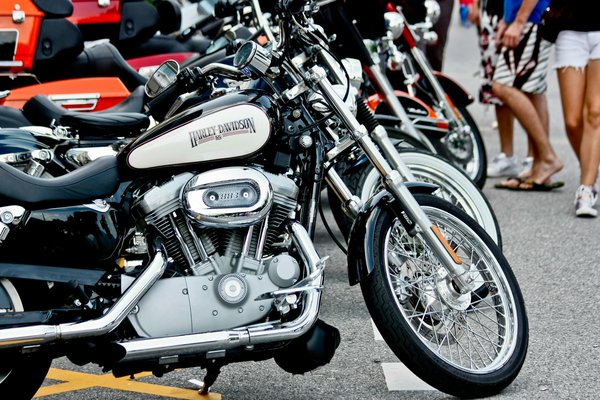 La moto routière et l'hiver : comment rouler en toute sécurité ?